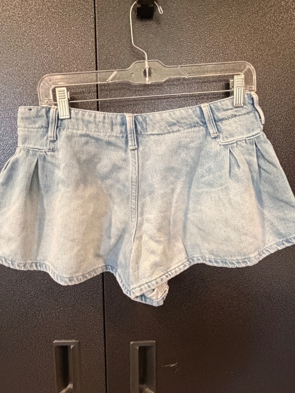 Free People We The Free Blue Bell Low Rise Pleated Shorts Size 28 Light Wash Den - Picture 5 of 8